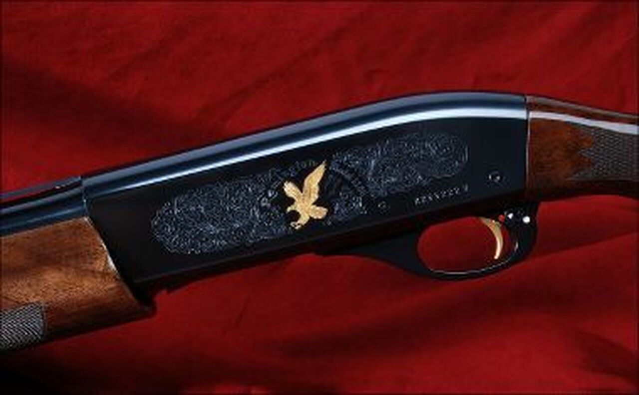 Remington 1100 Classic Trap 12 Ga, 2.75" Chamber, 30" Barrel, Hi-Gloss Blued, Walnut Stock, 4Rd