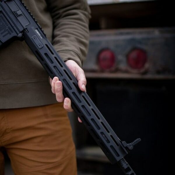 Springfield Saint Victor, .308 Win, 16" Barrel 15" M-Lok Rail, Flip Up Sights 20rd Mag