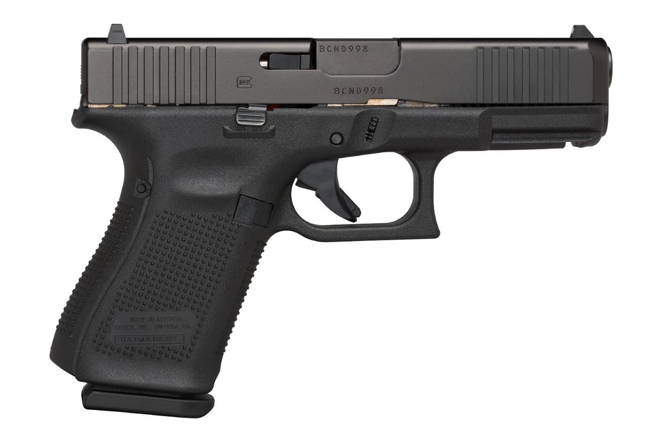 19 Gen5 9mm 15-Round Pistol with Front Serrations and Glock Night Sights