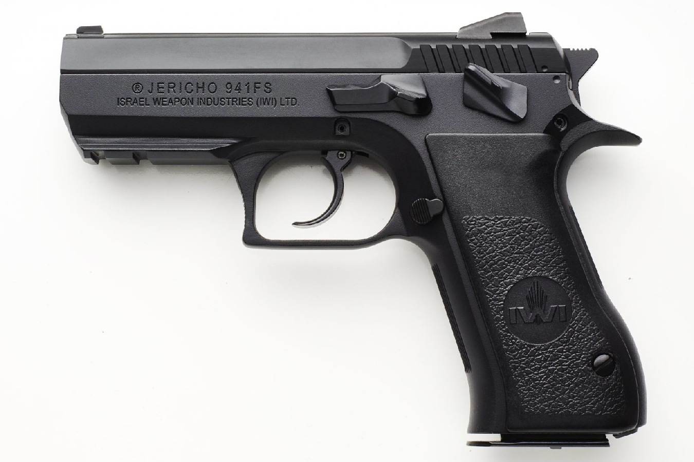 Jericho 941 9mm Mid-Size Steel Frame Pistol (10-Round Model)