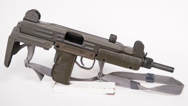 Uzi Fullsize by Vector 9mm with original box 2 mags