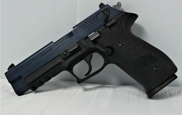 GSG Firefly .22 LR, 4" Barrel, Thumb Safety, 3-Dot Sights, Dark Blue/Black, 10rd