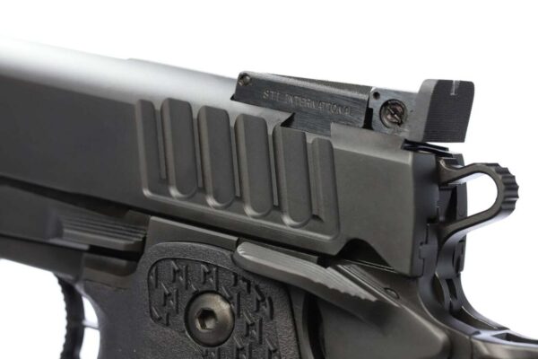 STI Staccato XL 9mm, 5.4" Bull Barrel, Fiber/Adj. Sights, Black DLC, 17/20rd