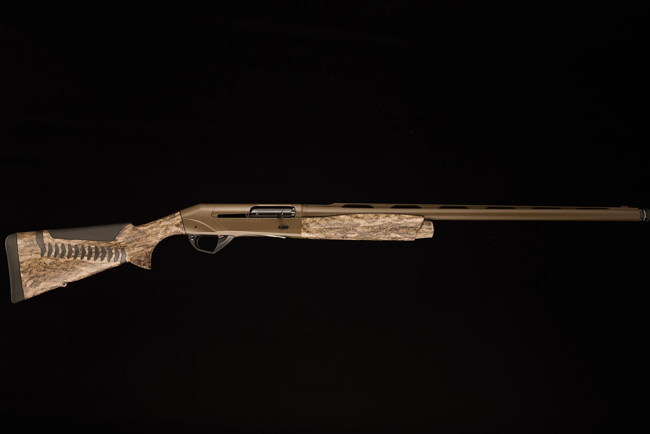 Benelli SBE III Mossy Oak Bottomland 12 Gauge