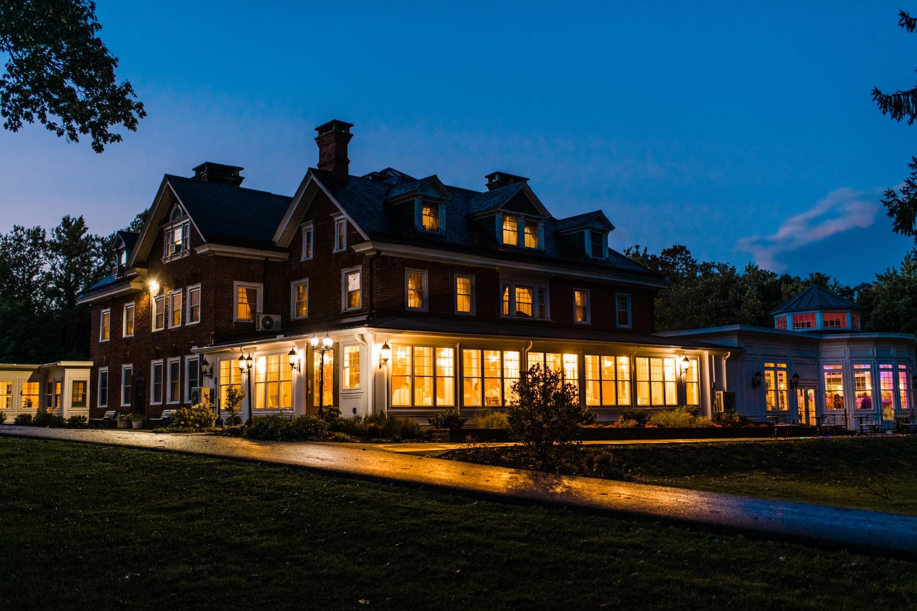 daniel-defense-ddm4-pdw-300blk-7-30rd-02-088-22070-047-Trinity-Keefer-1 Wedding & Event Space in Lancaster, PA - Bed & Breakfast
